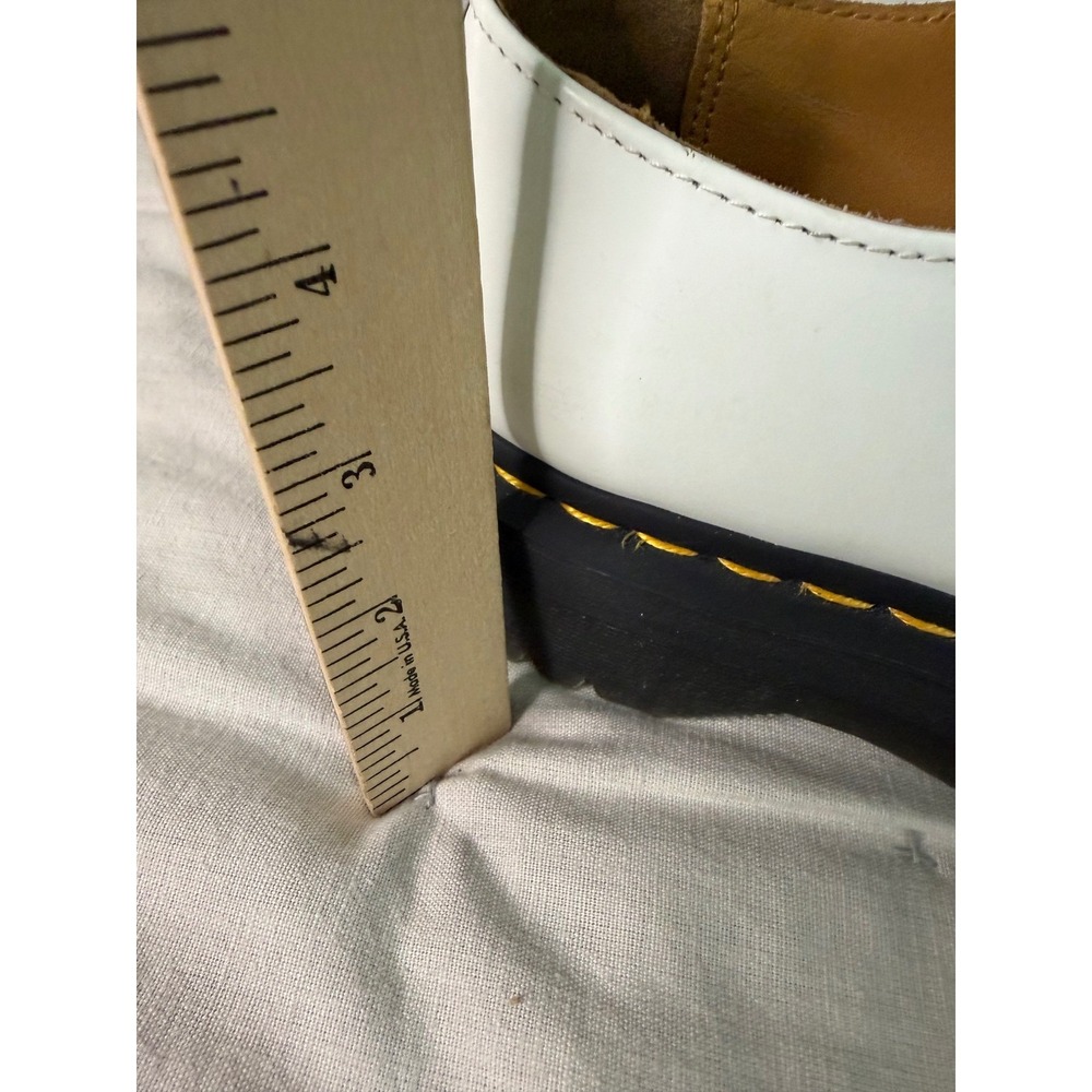 Dr. Martens Womans Platform SZ 7 Quad White Leather Shoes Oxfords Chunky Airwave - Picture 3 of 10